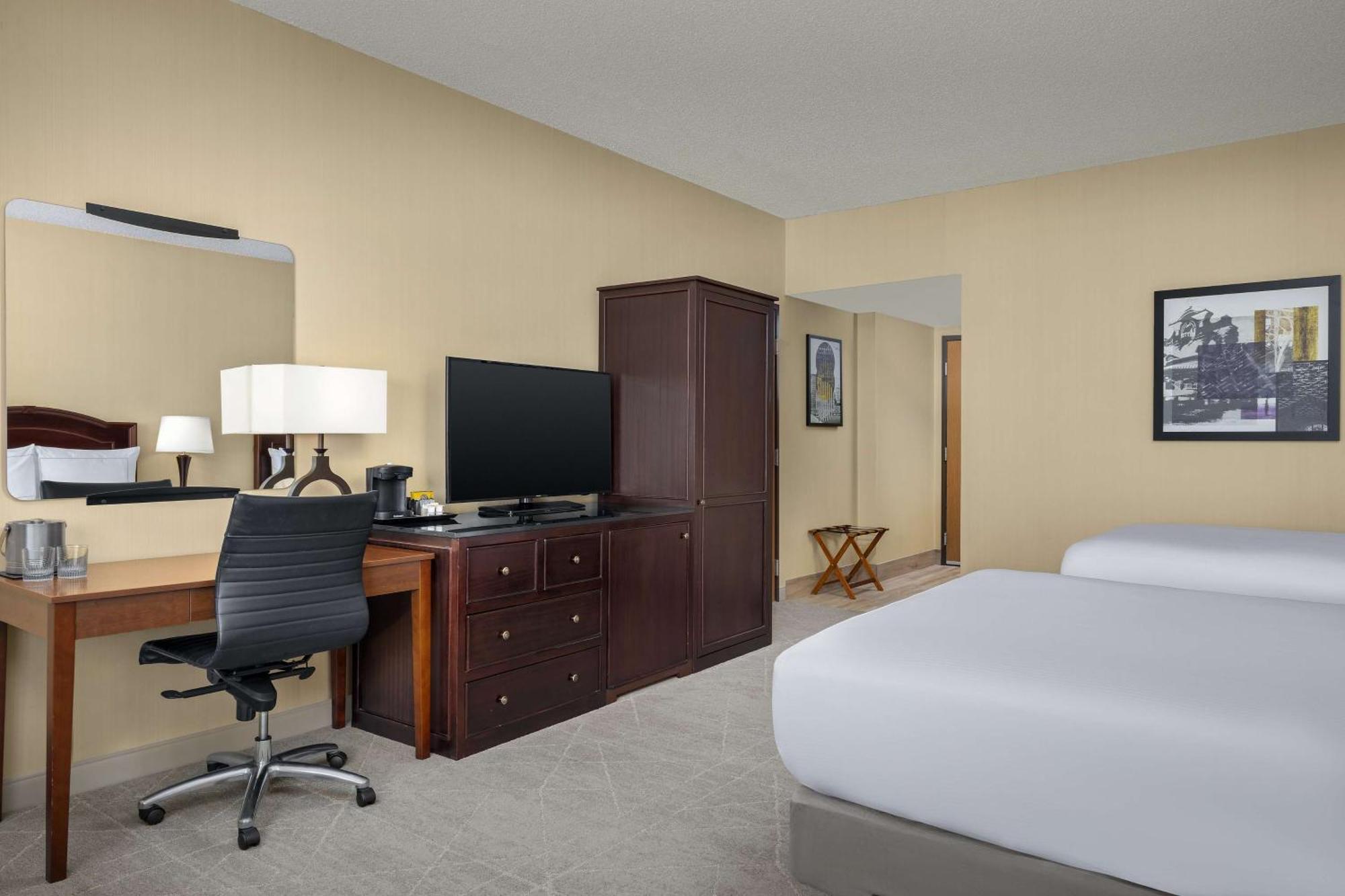 ดับเบิลทรี บาย ฮิลตัน ชิคาโก โอแฮร์ แอร์พอร์ต - โรสมอนต์ Hotel ภายนอก รูปภาพ