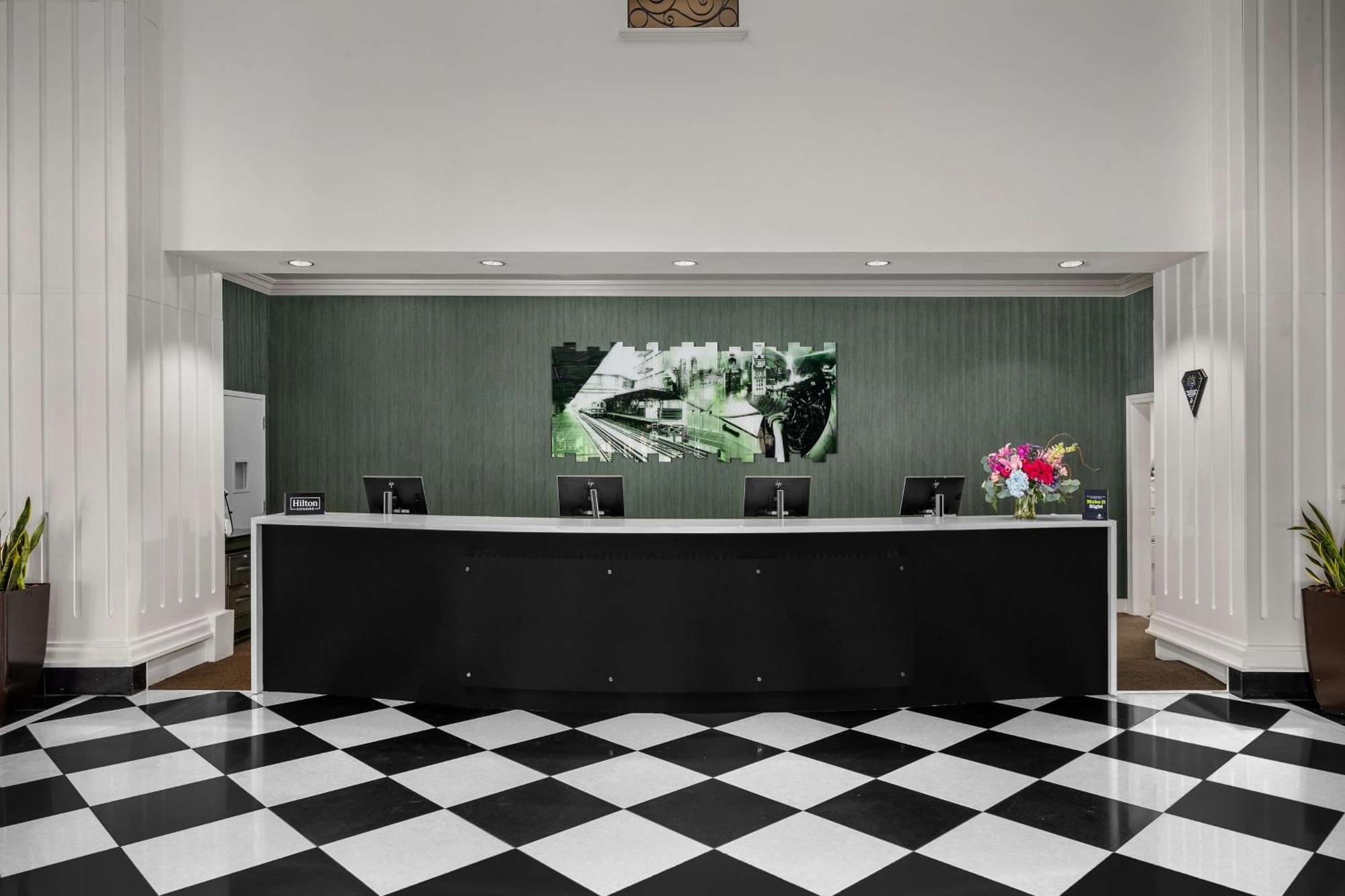 ดับเบิลทรี บาย ฮิลตัน ชิคาโก โอแฮร์ แอร์พอร์ต - โรสมอนต์ Hotel ภายนอก รูปภาพ
